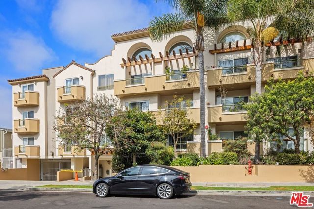 1319 N Detroit Street PH1, Los Angeles, CA 90046