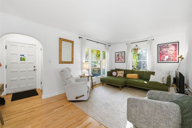 336 59th Street, Des Moines, IA 50312