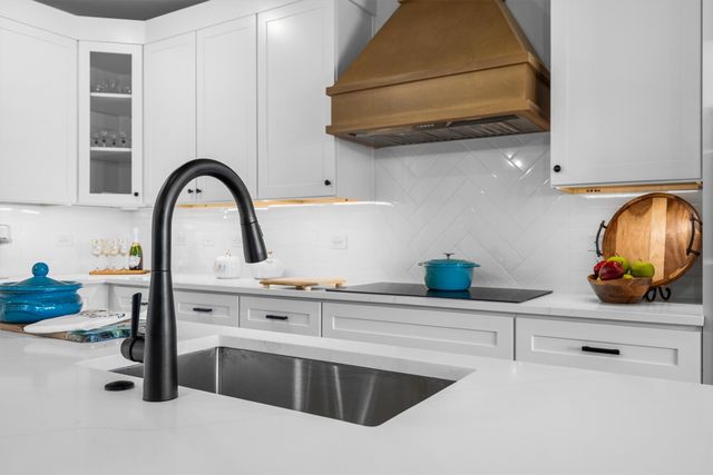 9433 Bluestem Lane, Dish, TX 76247