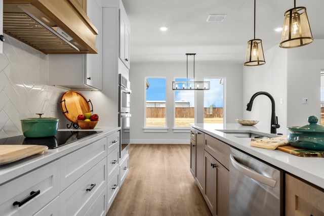 9433 Bluestem Lane, Dish, TX 76247