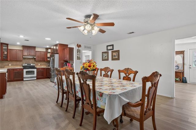 1611 Fairfax Street, Alma, AR 72921