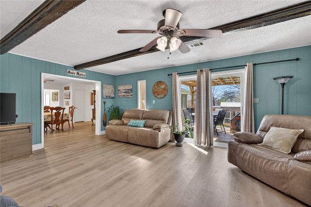 1611 Fairfax Street, Alma, AR 72921