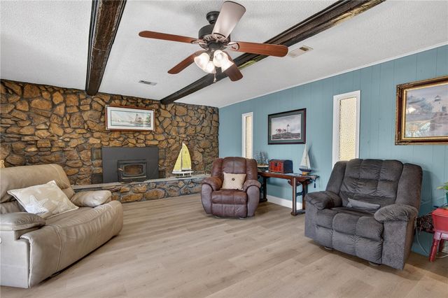1611 Fairfax Street, Alma, AR 72921