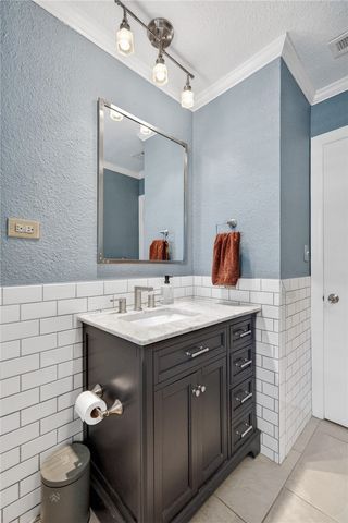 1611 Fairfax Street, Alma, AR 72921