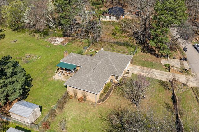 1611 Fairfax Street, Alma, AR 72921