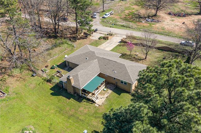 1611 Fairfax Street, Alma, AR 72921