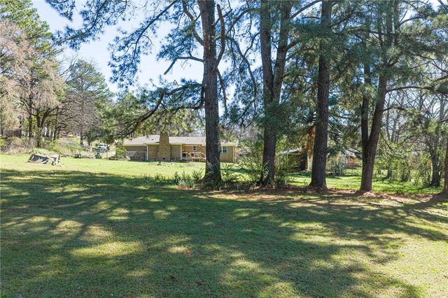 1611 Fairfax Street, Alma, AR 72921