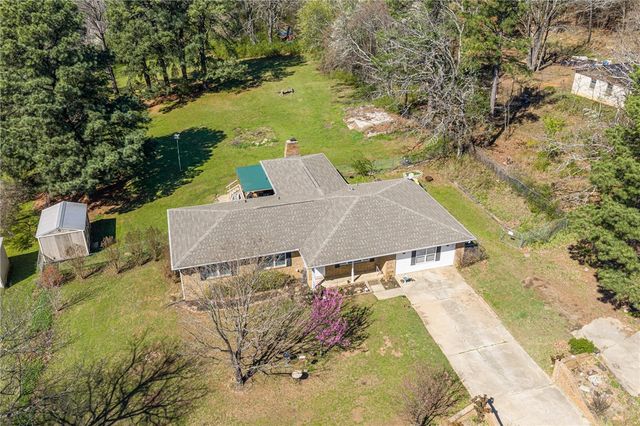 1611 Fairfax Street, Alma, AR 72921