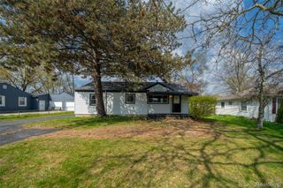 5357 Sashabaw Road, Independence Charter Township, MI 48346