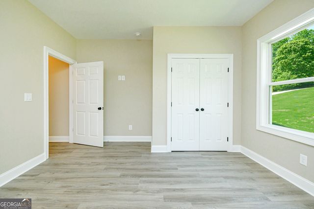 5342 Monarch Drive, Gainesville, GA 30506