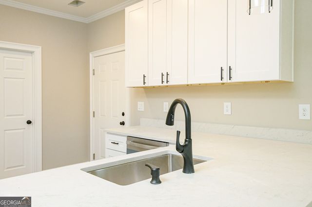 5342 Monarch Drive, Gainesville, GA 30506