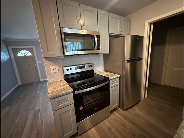 2906 GARDEN ROAD, Eustis, FL 32726