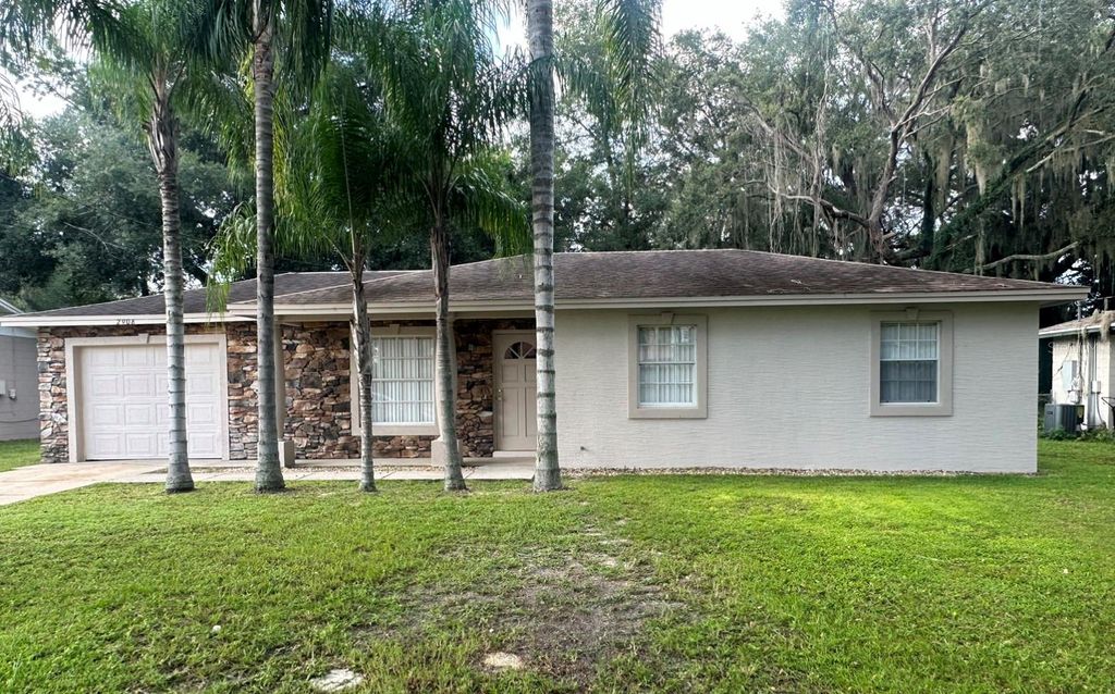 2906 GARDEN ROAD, Eustis, FL 32726