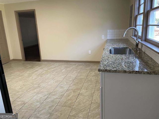3660 Dallas Acworth Highway NW, Acworth, GA 30101