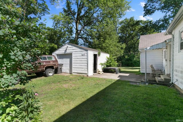 1032 E Indiana Avenue, Elkhart, IN 46516