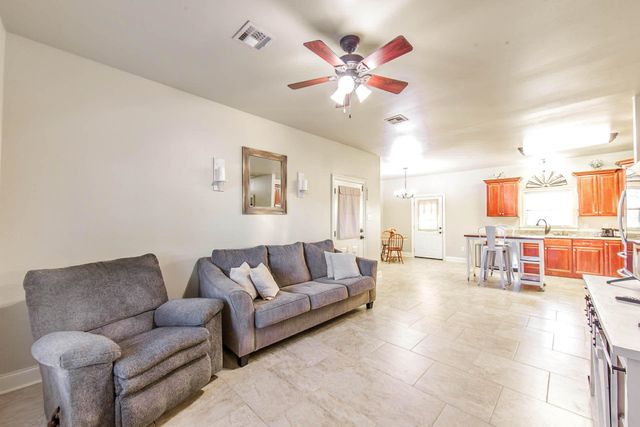 244 Bayou Vista Drive, Thibodaux, LA 70301