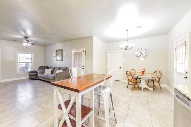 244 Bayou Vista Drive, Thibodaux, LA 70301