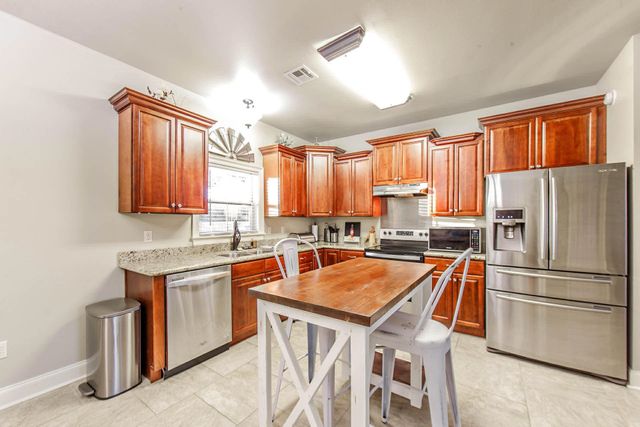 244 Bayou Vista Drive, Thibodaux, LA 70301