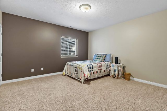 18659 Wychwood Place, Noblesville, IN 46062