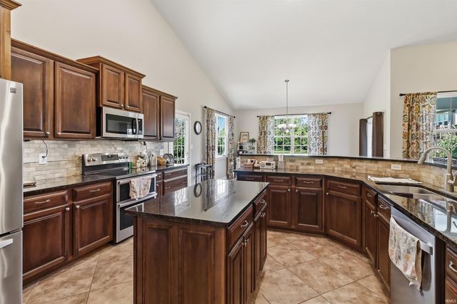 18659 Wychwood Place, Noblesville, IN 46062