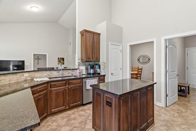 18659 Wychwood Place, Noblesville, IN 46062