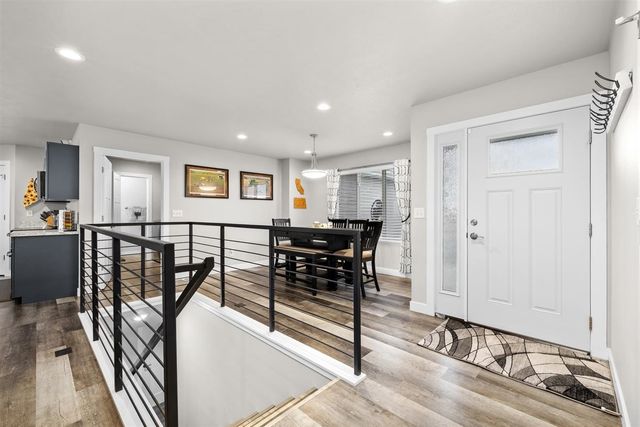 3517 GRAYSON DR, Burlington, ND 58722