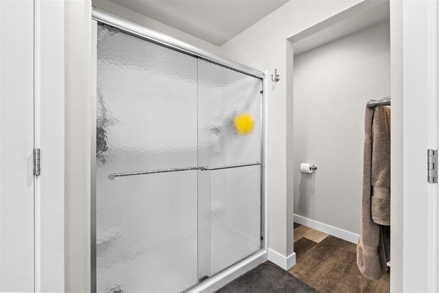 3517 GRAYSON DR, Burlington, ND 58722