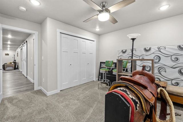 3517 GRAYSON DR, Burlington, ND 58722