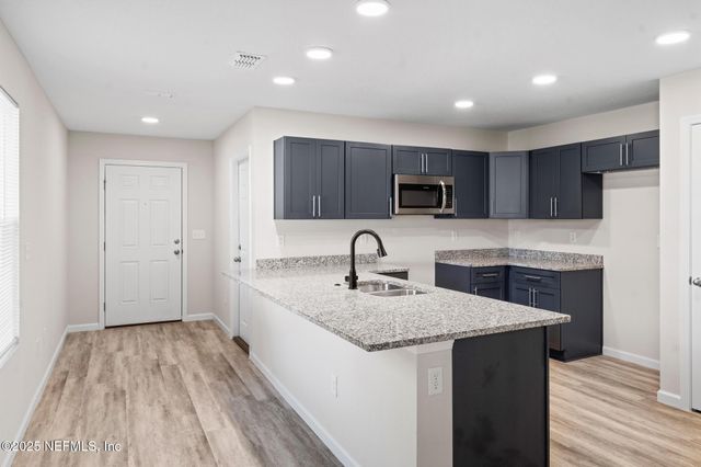 2850 WONDERWOOD Lane, Atlantic Beach, FL 32233