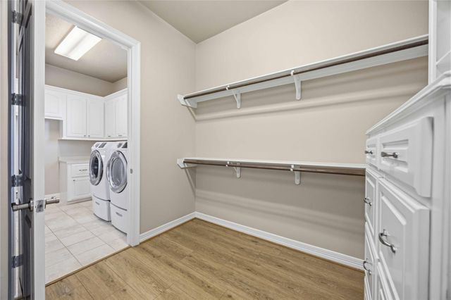 1930 Old River Road, Montgomery, TX 77356