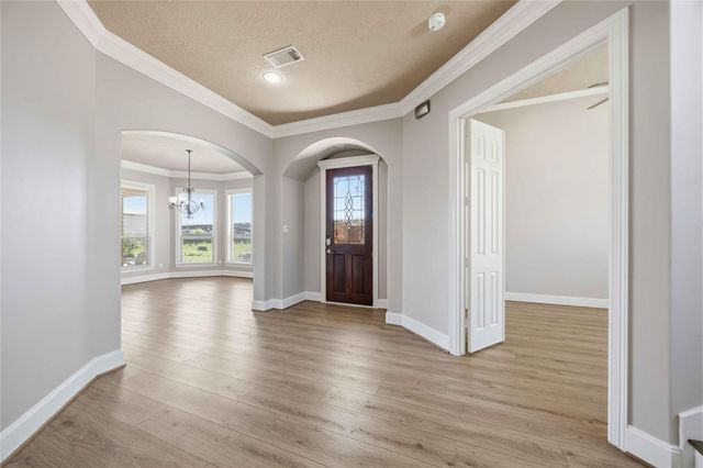 1930 Old River Road, Montgomery, TX 77356