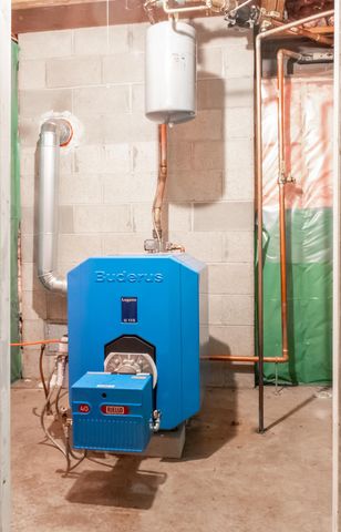 203 Winch Hill Road, Langdon, NH 03602