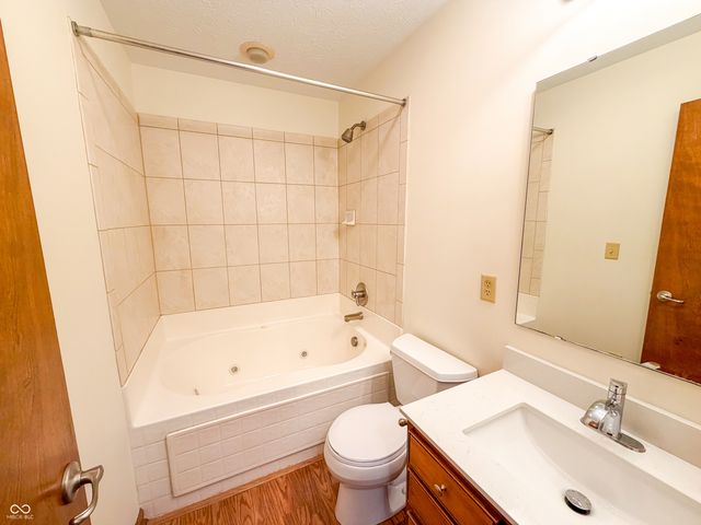 1119 Manchester Drive, Brownsburg, IN 46112