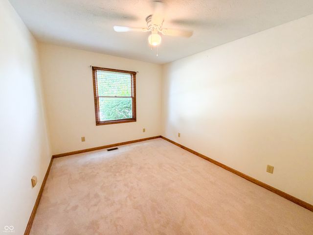 1119 Manchester Drive, Brownsburg, IN 46112
