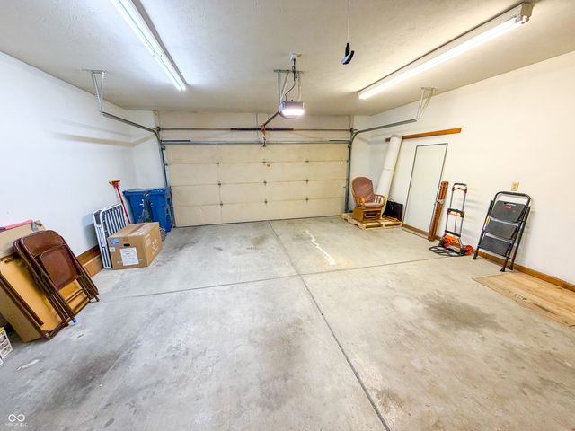 1119 Manchester Drive, Brownsburg, IN 46112