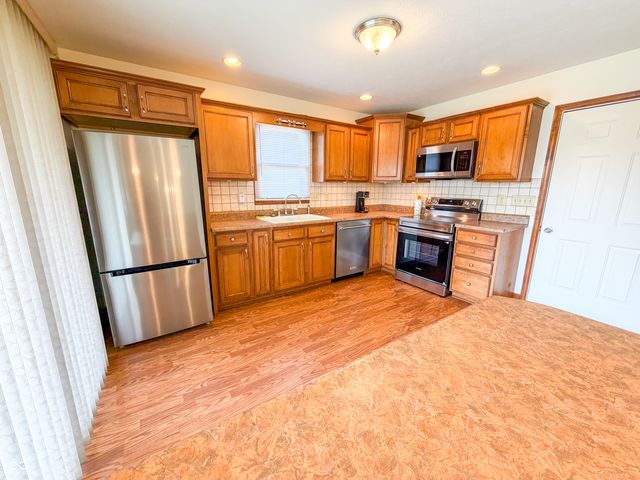 1119 Manchester Drive, Brownsburg, IN 46112