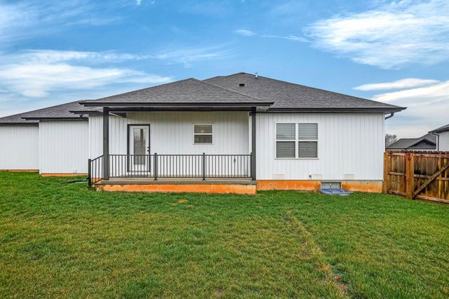 507 Cherokee Court, Rogersville, MO 65742