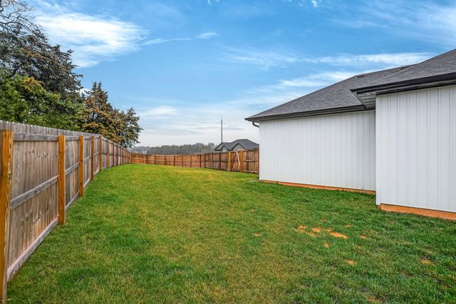 507 Cherokee Court, Rogersville, MO 65742