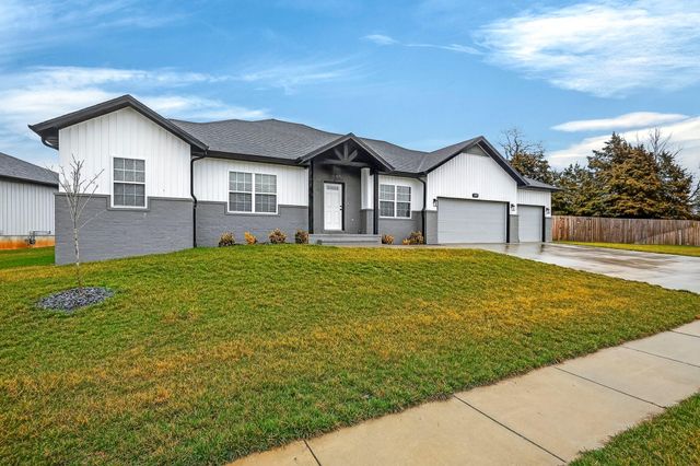 507 Cherokee Court, Rogersville, MO 65742