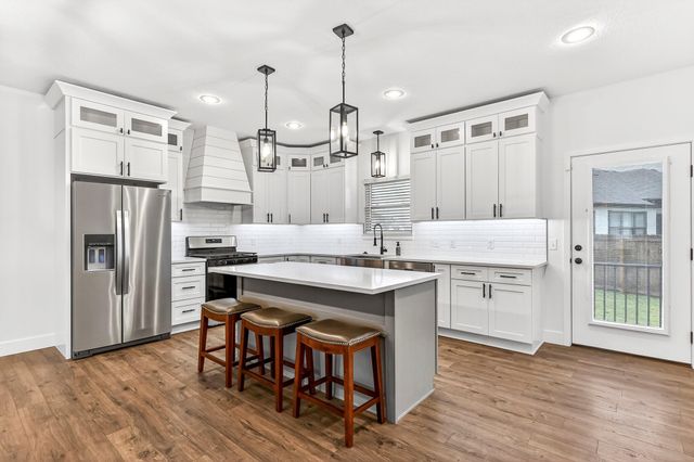 507 Cherokee Court, Rogersville, MO 65742