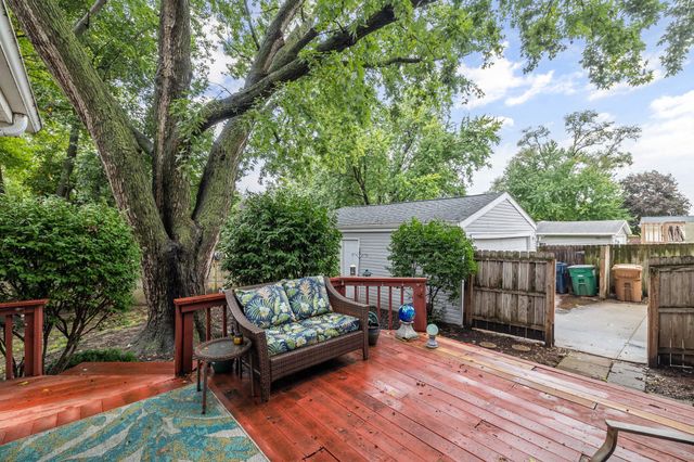 8512 Horton Avenue, Urbandale, IA 50322