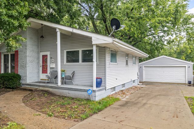 8512 Horton Avenue, Urbandale, IA 50322
