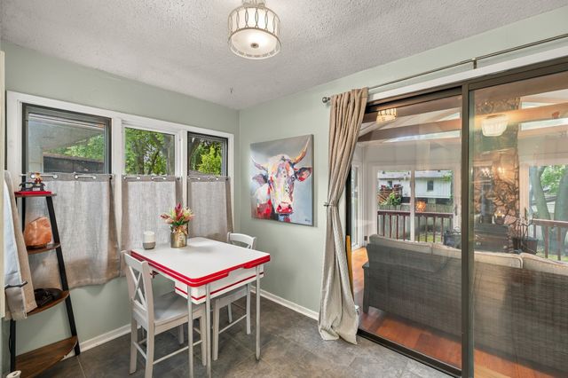 8512 Horton Avenue, Urbandale, IA 50322