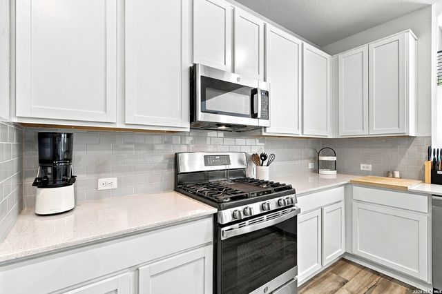 251 Bobwhite Way, San Antonio, TX 78253