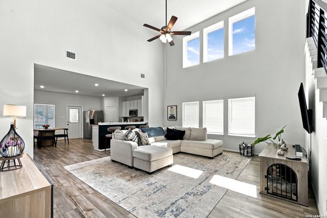 251 Bobwhite Way, San Antonio, TX 78253