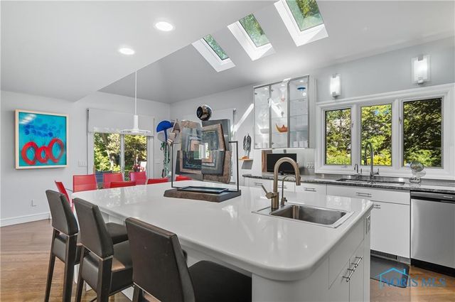 5036 Valencia Drive, Toledo, OH 43623