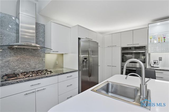 5036 Valencia Drive, Toledo, OH 43623