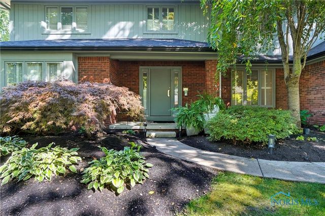 5036 Valencia Drive, Toledo, OH 43623