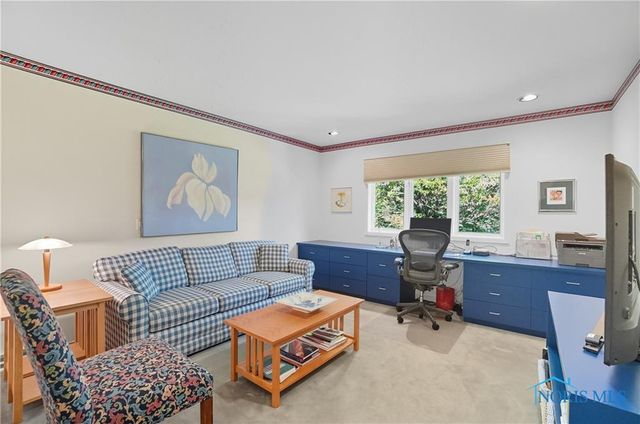 5036 Valencia Drive, Toledo, OH 43623