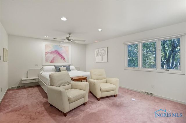 5036 Valencia Drive, Toledo, OH 43623